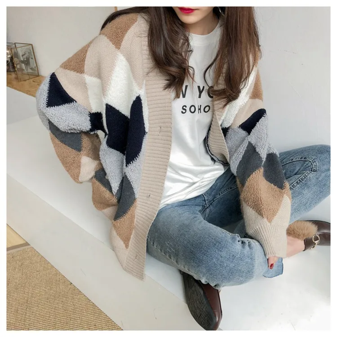 Women’s Printed Oversized Cardigan – Soft V-Neck Button-Up Knit for Autumn Layering