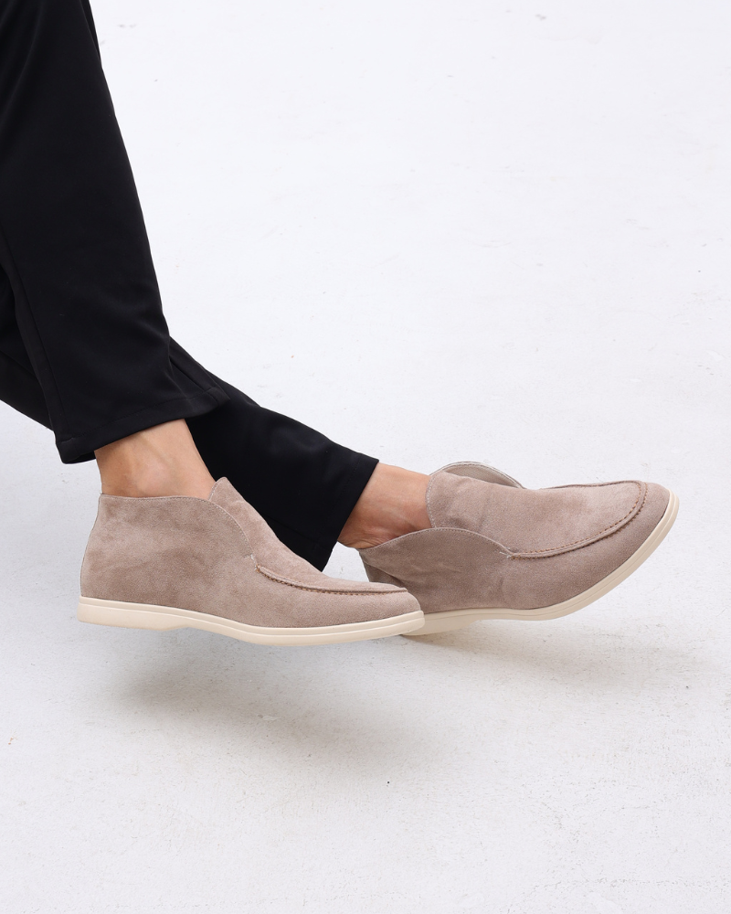 Men’s Suede Slip-On Loafers Mid Cut Contrast Sole
