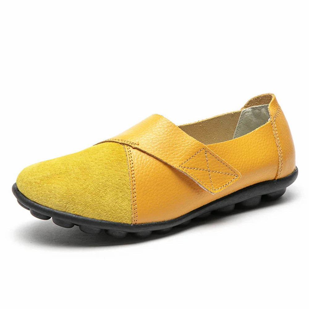 Damskie skórzane płaskie buty wsuwane z krzyżującymi się panelami – casualowe buty z zaokrąglonym noskiem na co dzień