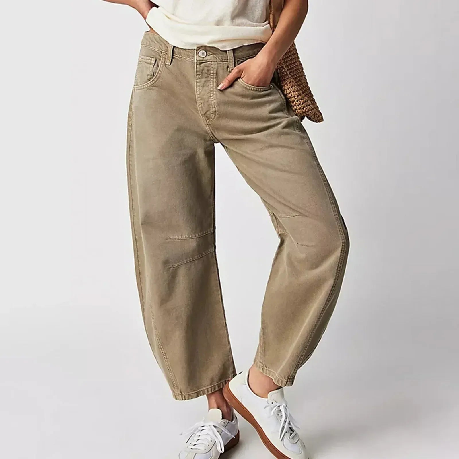 Jeans donna a gamba larga rilassata con vita alta