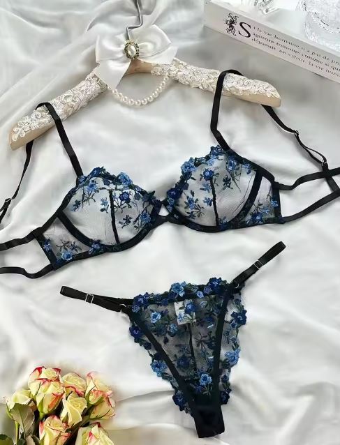 Női hímzett hálós melltartó és tanga szett – Merevítős kétrészes fehérnemű
