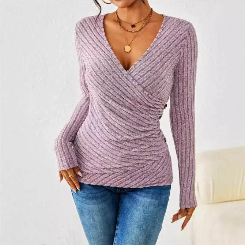 Top avvolgente a coste da donna con scollo a V e dettagli con bottoni in maglia