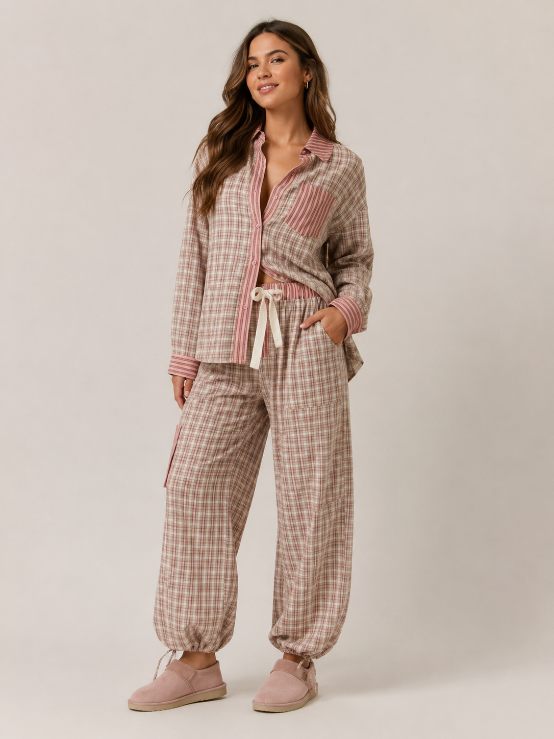 Women’s Plaid Pyjama Set – Relaxed Button-Up Shirt with Drawstring Jogger Trousers for Sleep and Lounging