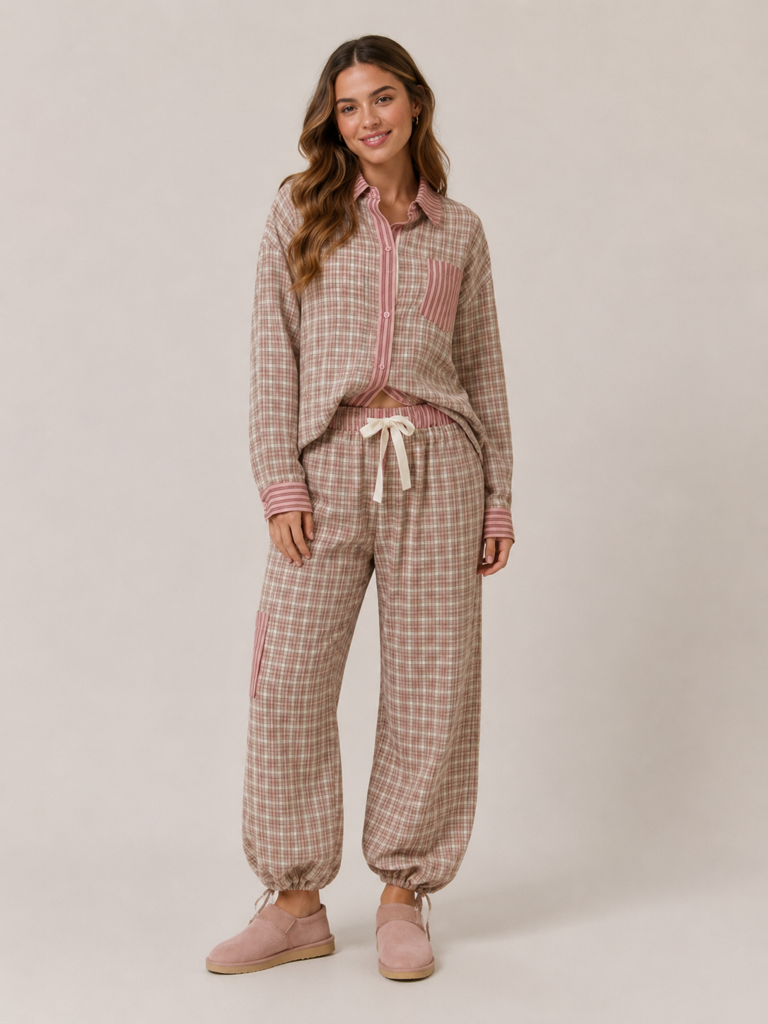 Women’s Plaid Pyjama Set – Relaxed Button-Up Shirt with Drawstring Jogger Trousers for Sleep and Lounging