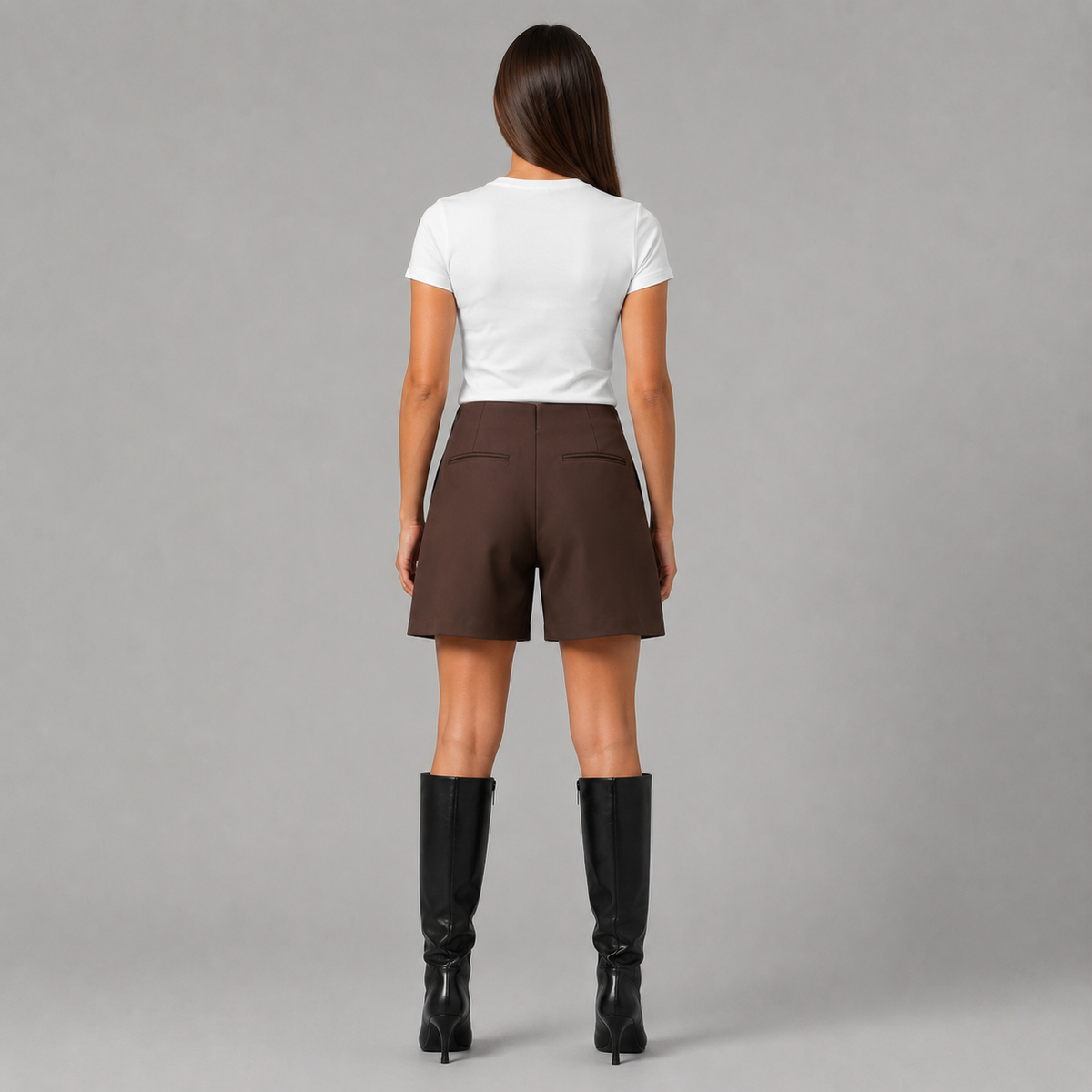 Gonna-pantaloncino da donna con parte anteriore a portafoglio - Look da gonna corta a vita alta con pantaloncini integrati per brunch e vita cittadina