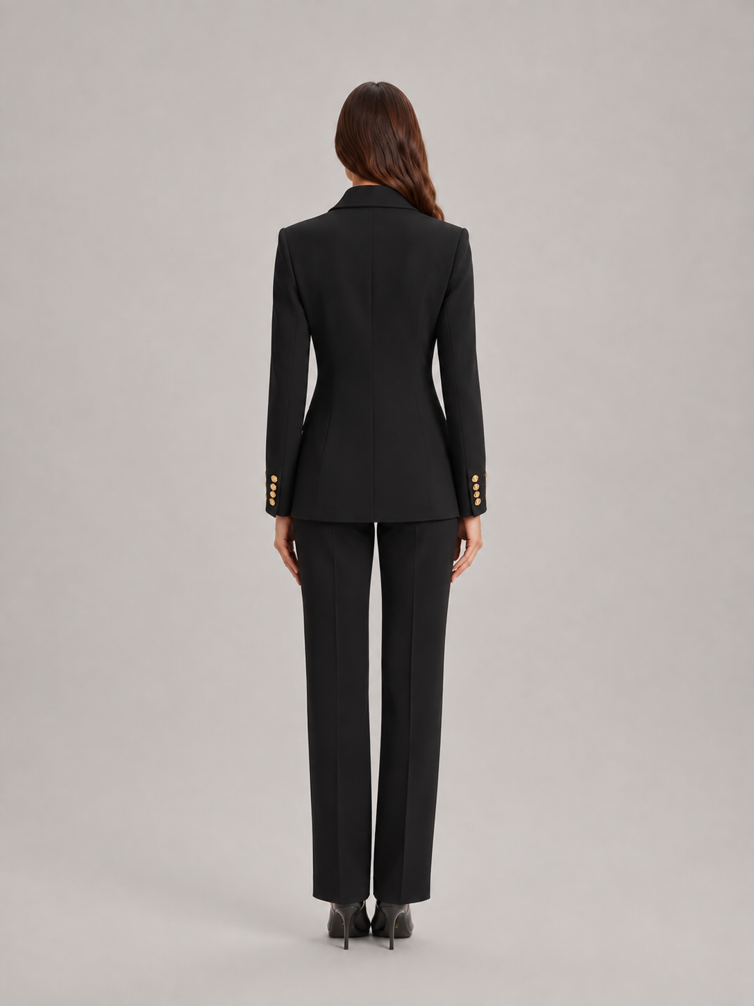 Getailleerd damespak met broek - Getailleerde blazer met goudkleurige knopen met bloemenmotief en wijde broek voor op kantoor