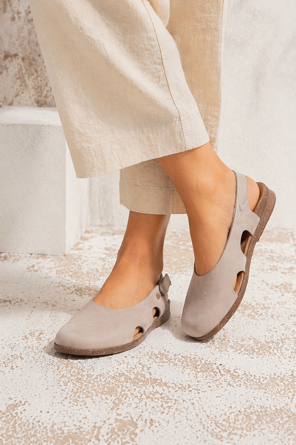 Women’s Orthopedic Slingback Sandal with Cushioned Sole