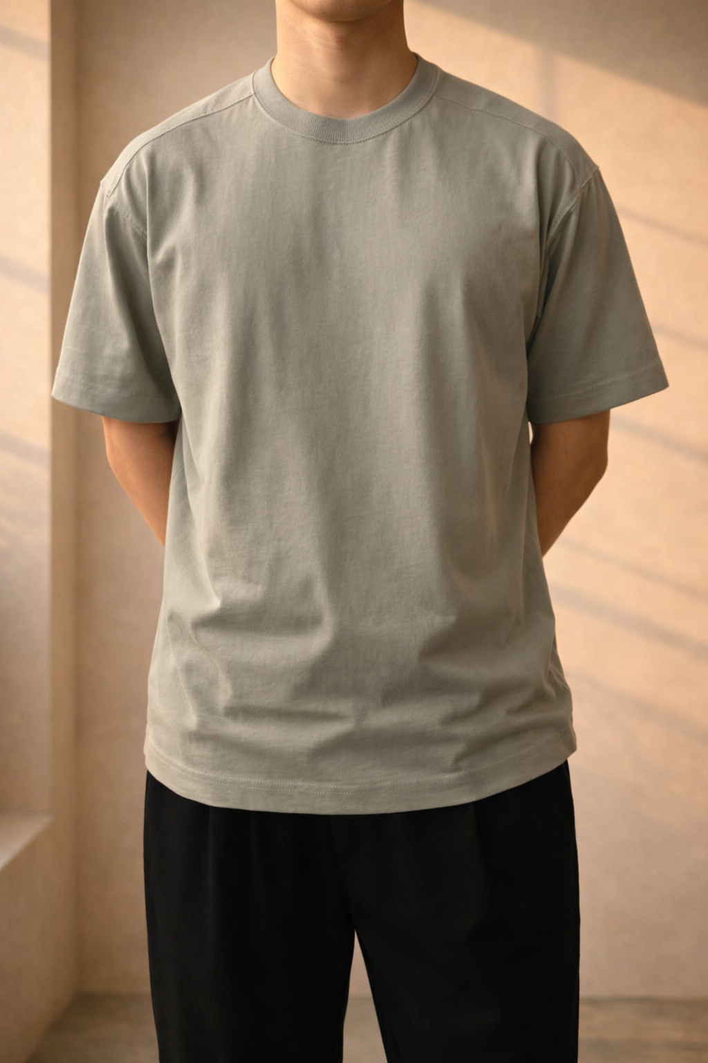 T-shirt da uomo oversize in cotone con scollo rotondo, stile casual rilassato