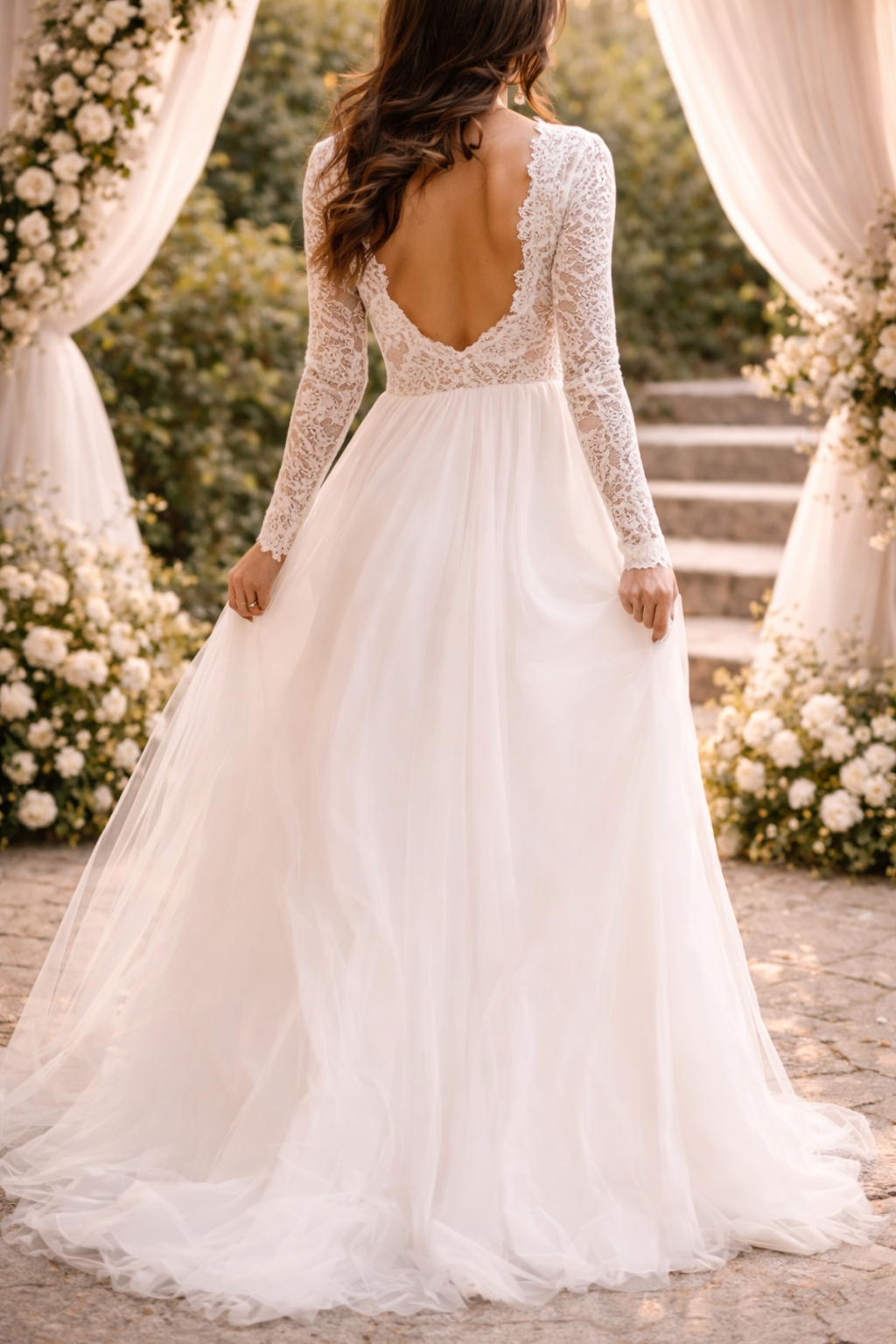 Abito da sposa con corpetto in pizzo e maniche lunghe da donna