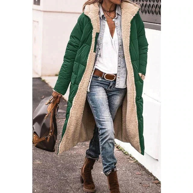 Manteau long à capuche pour femme en polaire sherpa – couche d’hiver chaude à brandebourgs pour se protéger du froid au quotidien