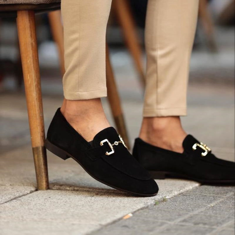 Pantofi bărbătești eleganți slip-on din piele întoarsă cu cataramă în formă de potcoavă
