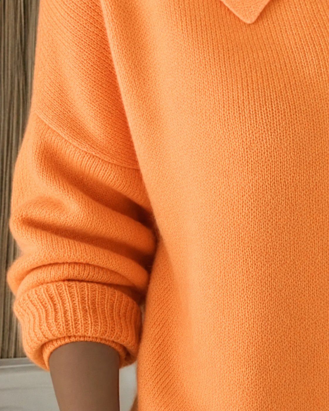 Women’s Relaxed Polo-Collar Cardigan – Lightweight Button-Up Knit for Office and Travel