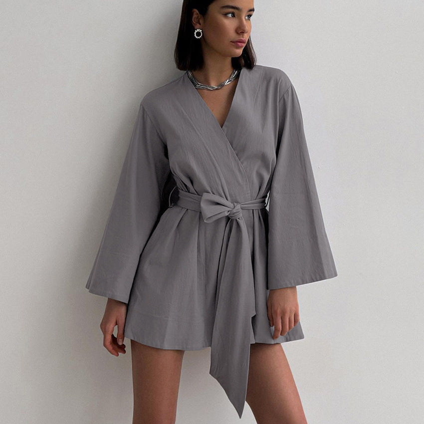Dámské kimono šaty s širokými rukávy, páskem a mini střihem