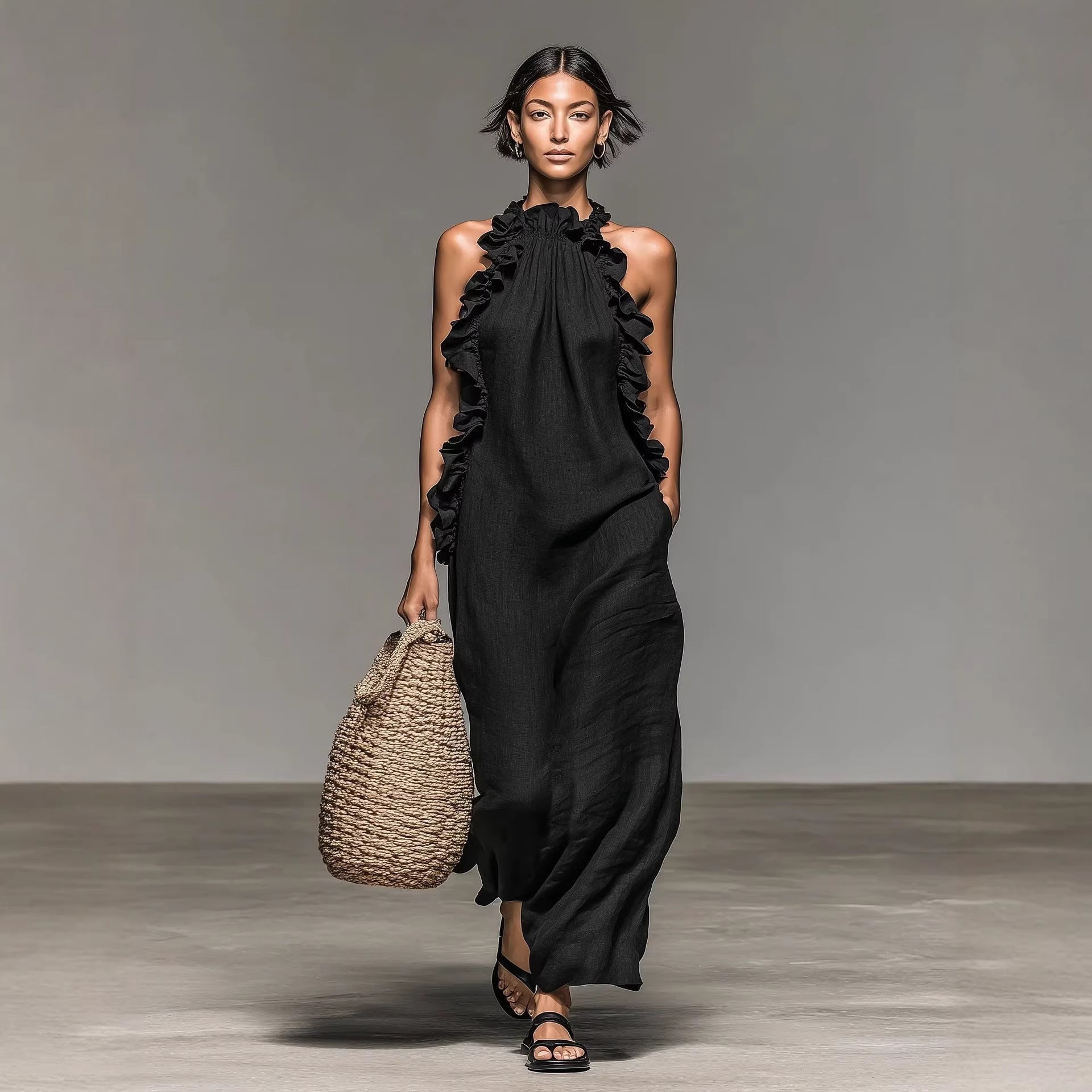 Vestido largo de mujer con cuello halter, volante en el borde, sin mangas y de corte holgado