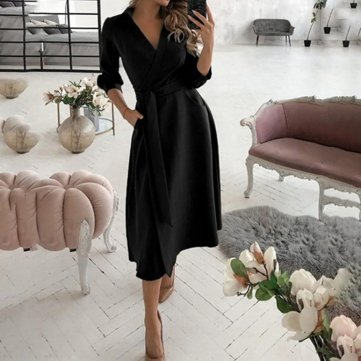 Abito midi da donna a portafoglio con cintura - Modello con scollo a V e maniche a tre quarti per il lavoro, le cene e le occasioni social eleganti