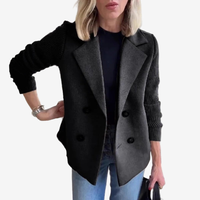 Sacou de damă cu două rânduri de nasturi – strat elegant și casual, cu mâneci striate, pentru toamnă și iarnă