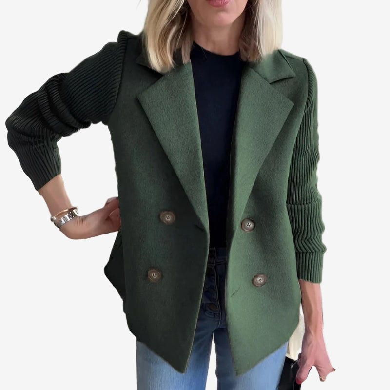 Sacou de damă cu două rânduri de nasturi – strat elegant și casual, cu mâneci striate, pentru toamnă și iarnă