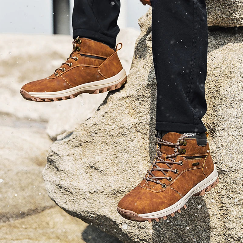 Men’s Waterproof Winter Hiking Boots – Plush-Lined Outdoor Boots with Grippy Sole
