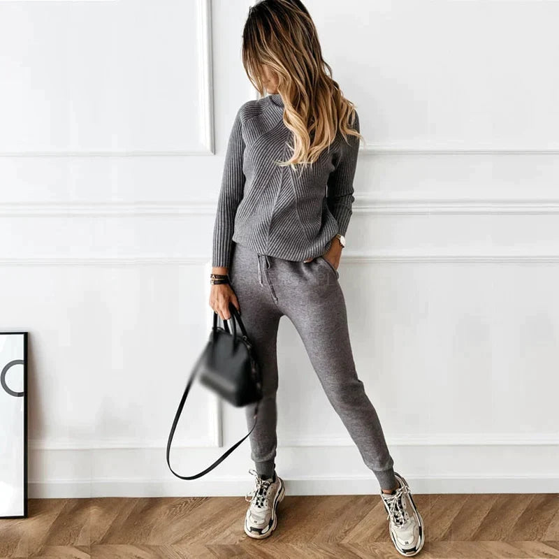 Damen-Rollkragen-Zweiteiler aus Rippstrick – Warmer, langärmeliger Pullover und lässige Hose mit Kordelzug für den Alltag im Herbst und Winter