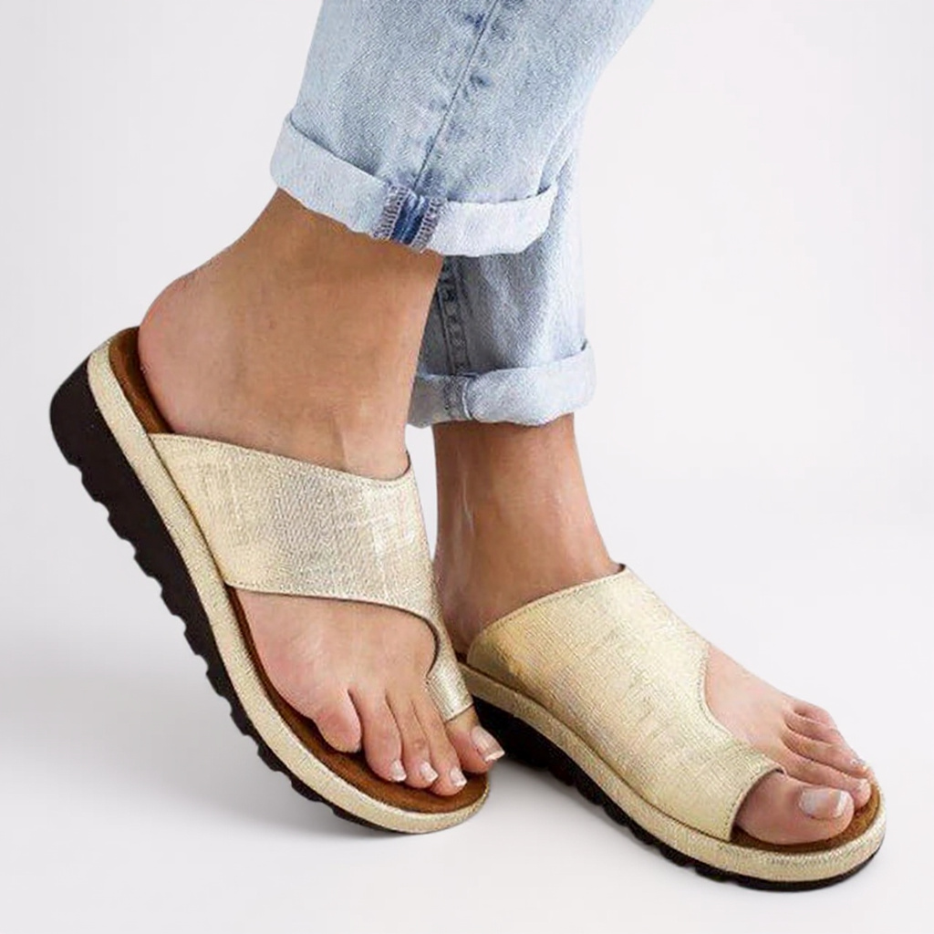 Women’s Platform Thong Sandals – Lightweight Slip-On Style for Everyday Summer Wear