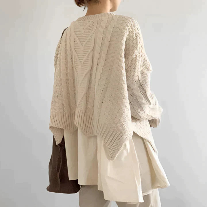 Women’s Round Neck Knit Sweater for Autumn Winter Comfortable and Elegant Fit