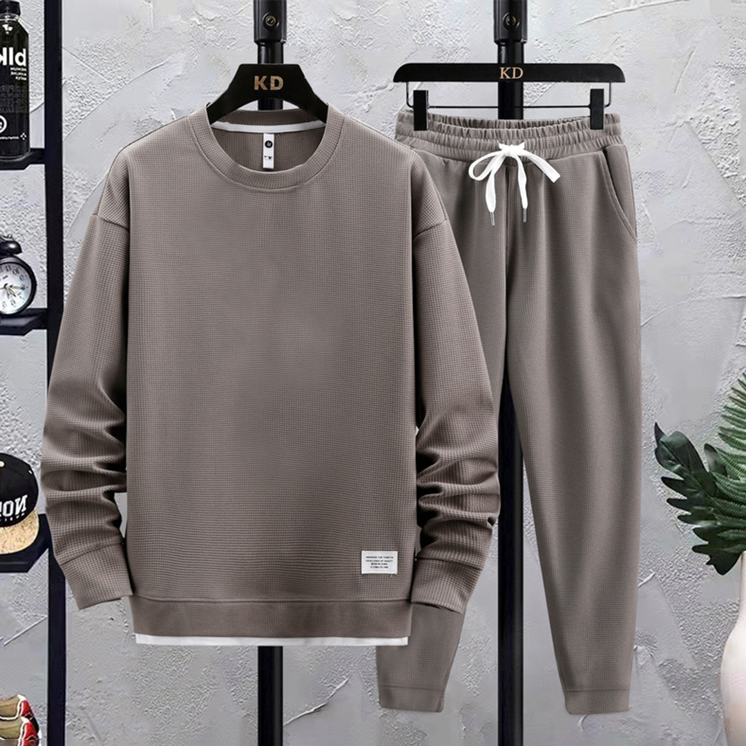 Men’s Crew Neck Tracksuit Set – Relaxed Sweatshirt and Joggers for Daily Wear