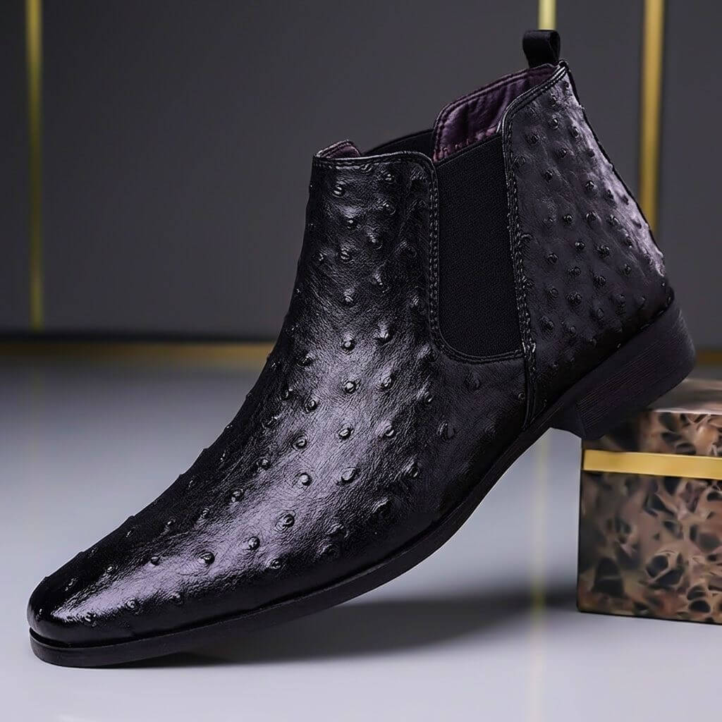Pánské chelsea boty z kůže s reliéfem pštrosí kůže – kotníkový nazouvací model s texturou pro formální i elegantní volnočasové oblečení