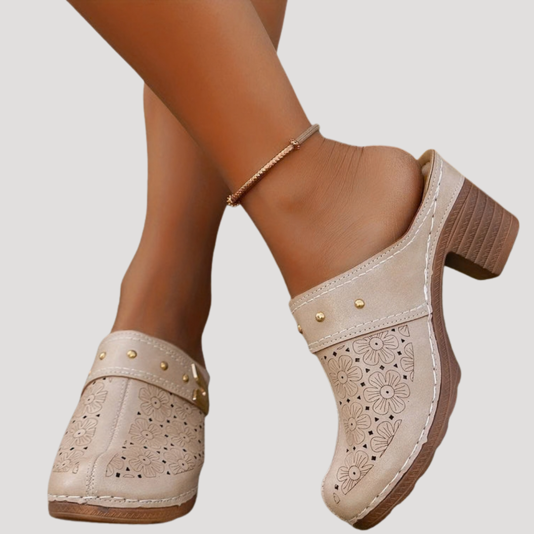 Women’s Block-Heel Clog Mules – Closed-Toe Slip-On Shoes for Work and Weekend Wear