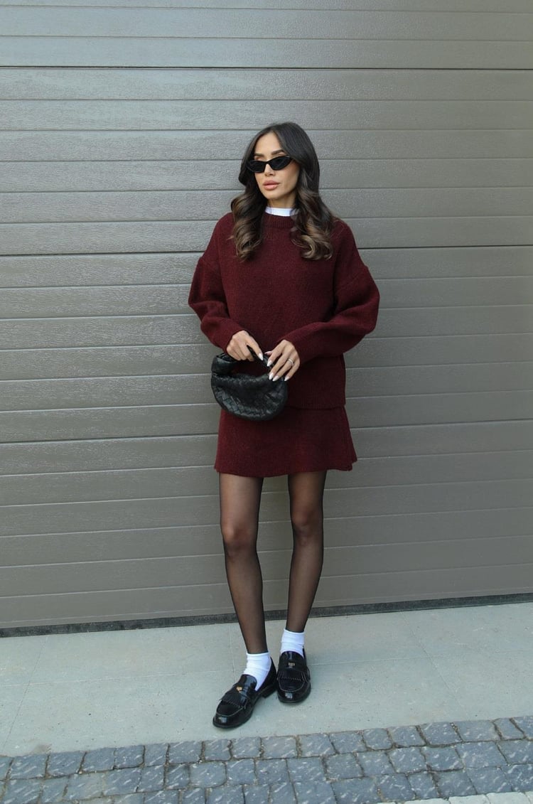 Dámský oversize pletený svetr a mini sukně set