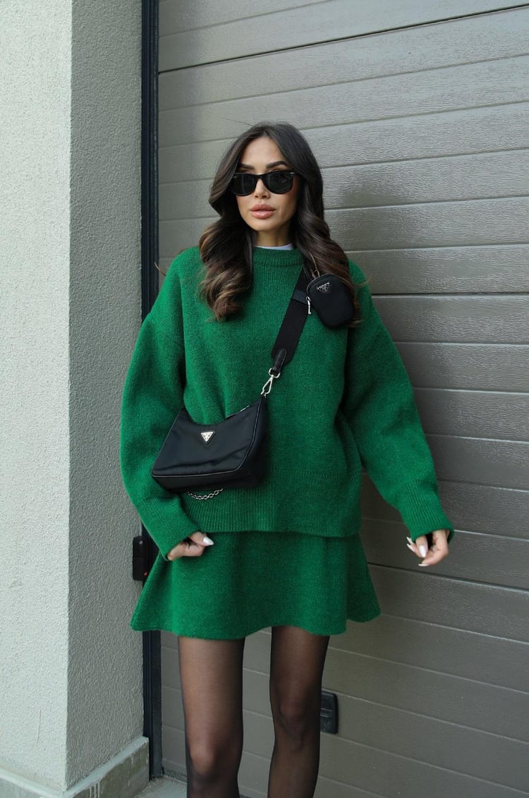 Dámský oversize pletený svetr a mini sukně set