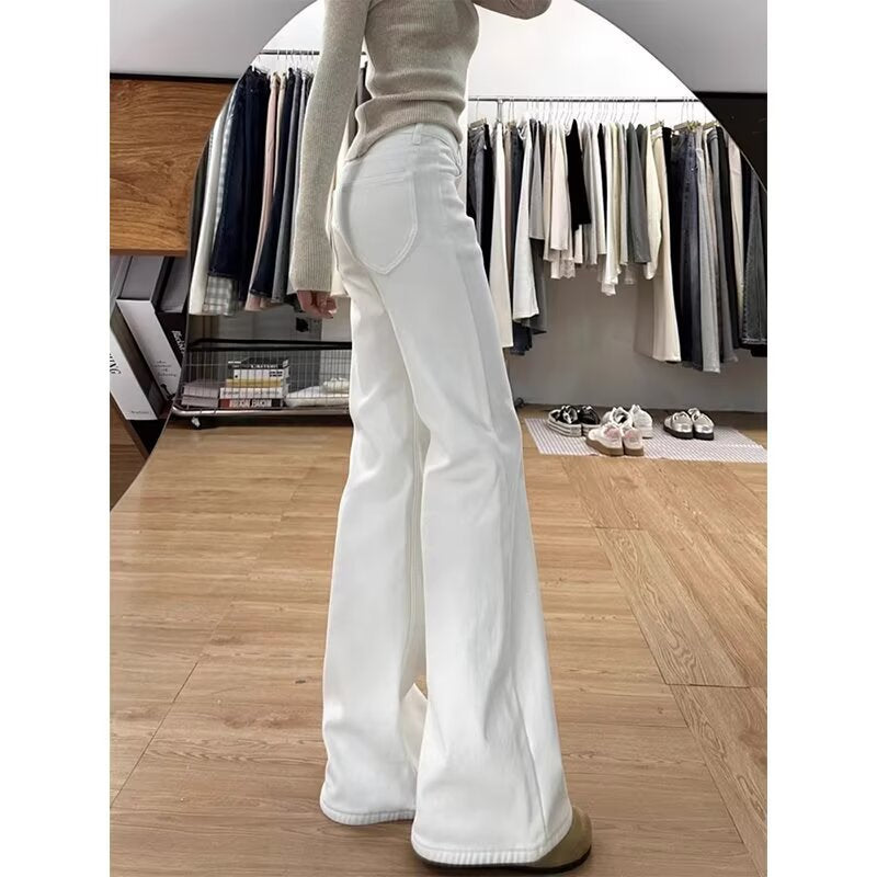 Jeans denim a vita alta da donna con gamba larga e ampio svasamento drammatico