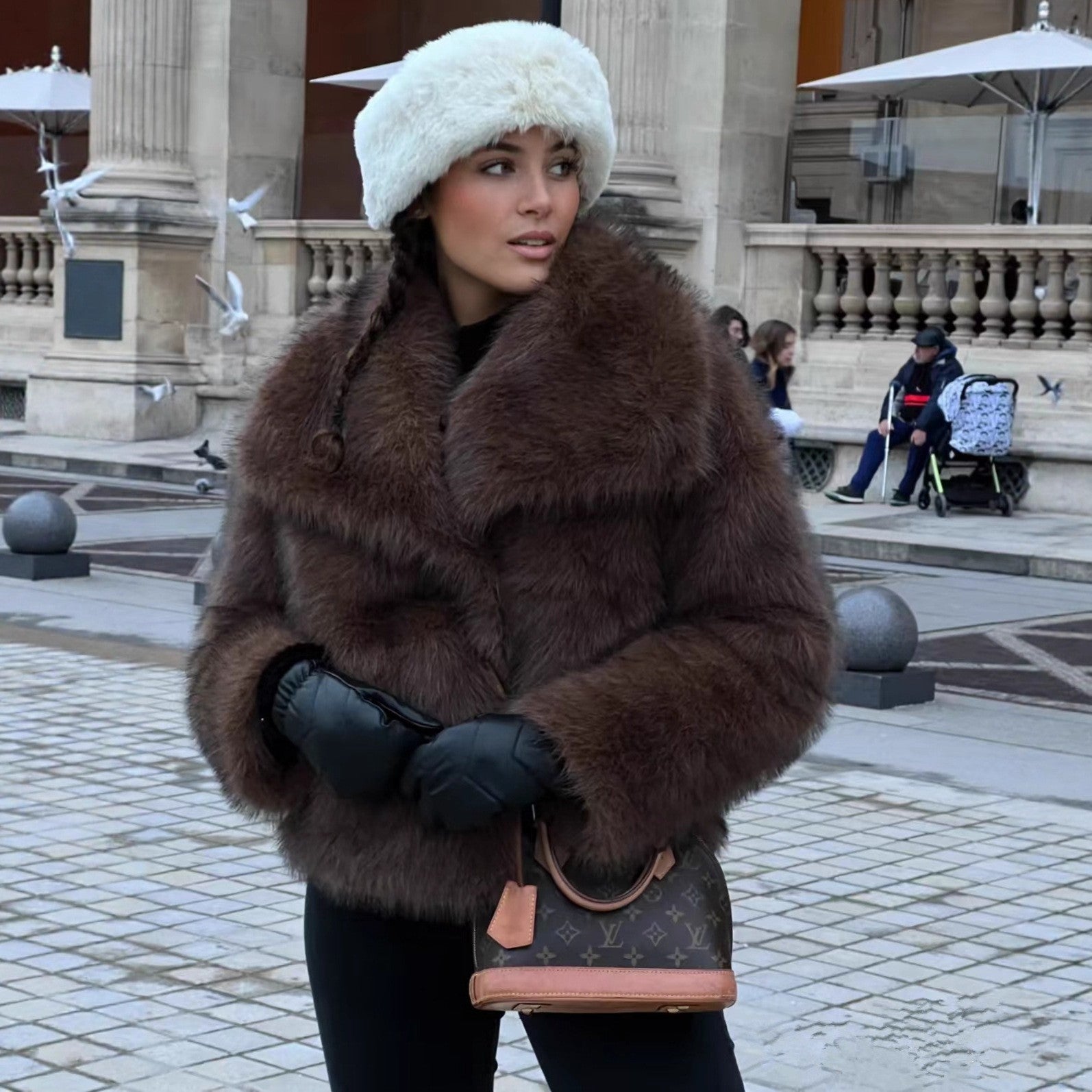 Manteau court pour femme en fausse fourrure – Veste d’hiver douillette pour une tenue élégante par temps froid