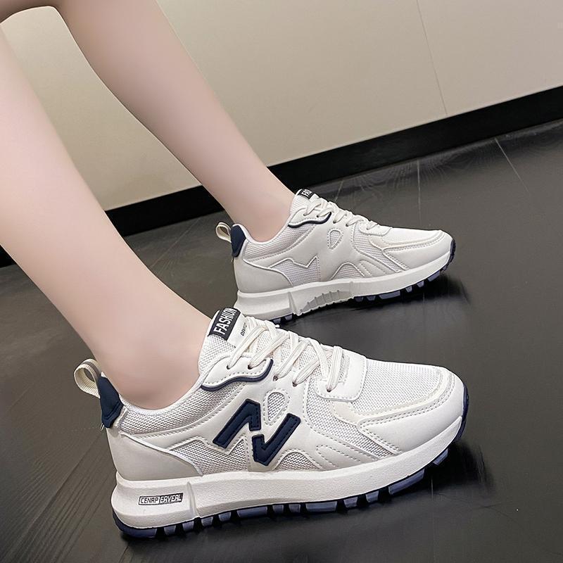 Sneakers da donna con rete spessa, leggere, con lacci