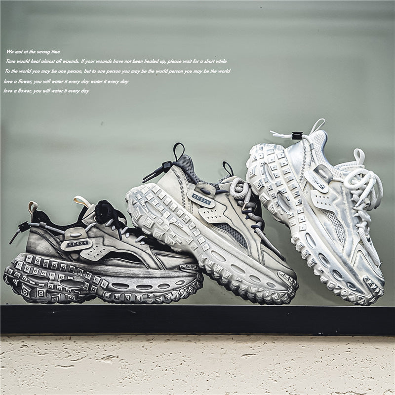 Herresneakers med lagdelte paneler og chunky sål