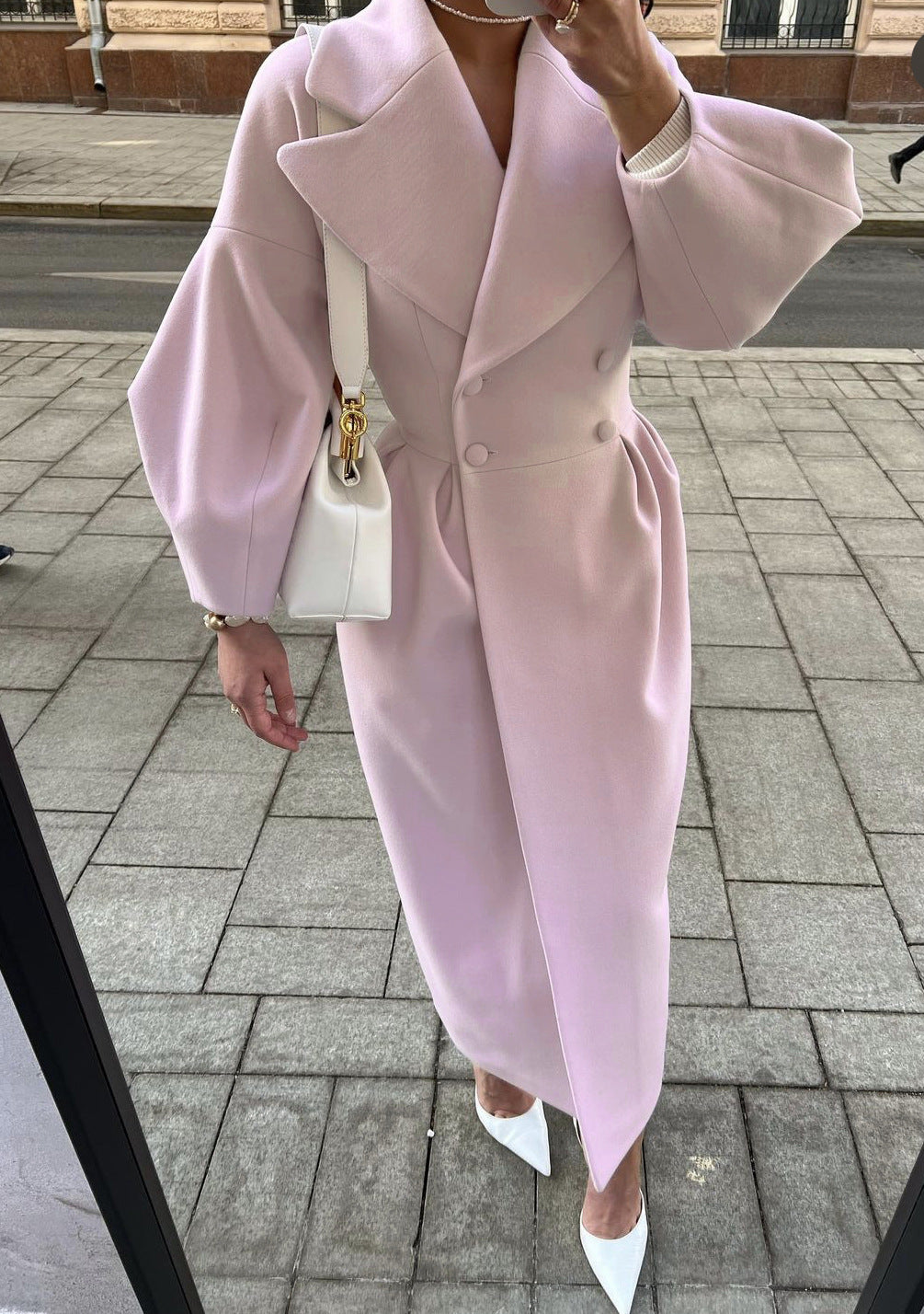 Women's Elegant Long Wool Winter Coat with Double-Breasted Button Front and Wide Notched Lapels – Tailored Fitted Waist Maxi Overcoat with Statement Sleeves for Sophisticated Office Wear and Formal Autumn Winter Styling