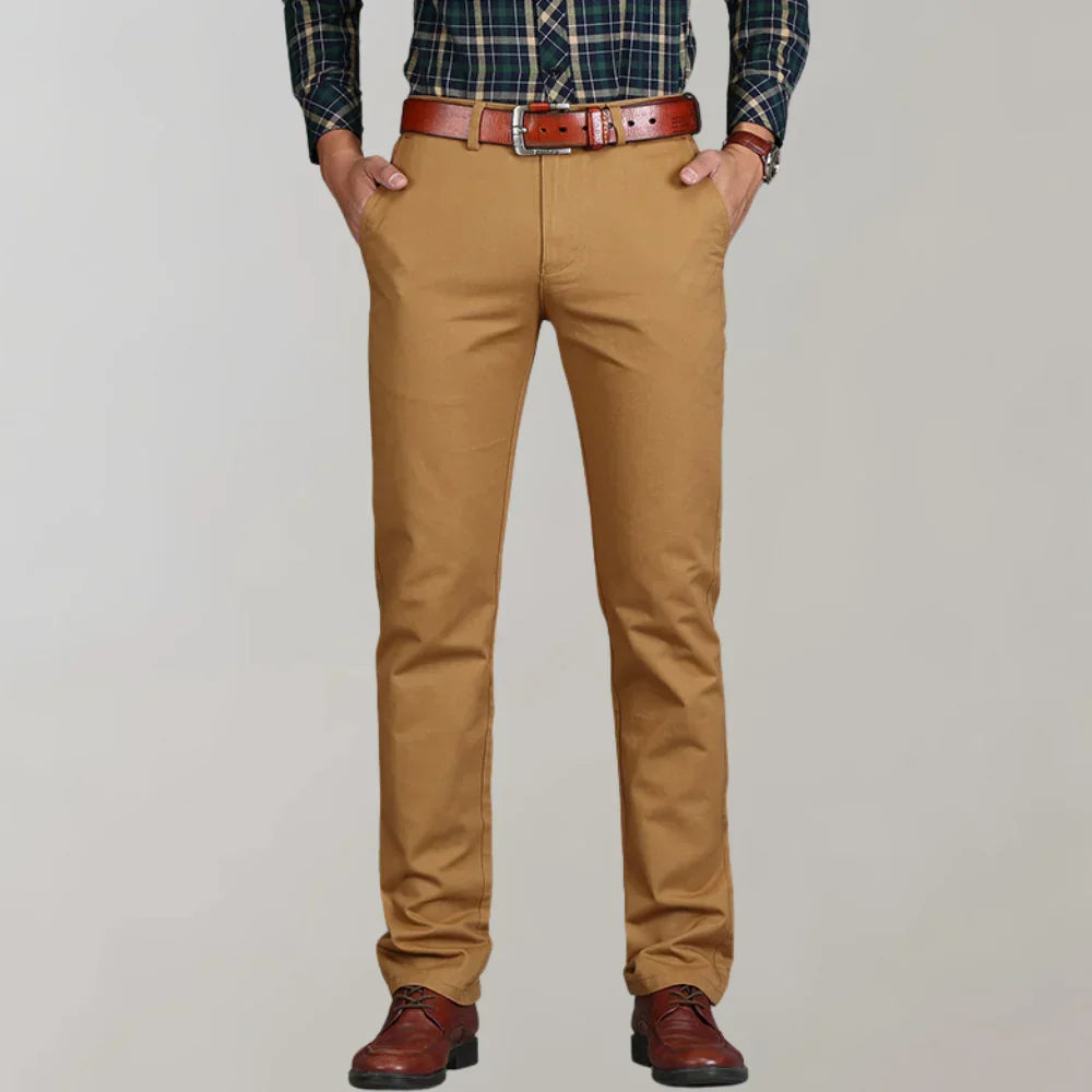 Men’s Slim-Fit Chinos – Refined Everyday Trousers for Smart Casual Wear