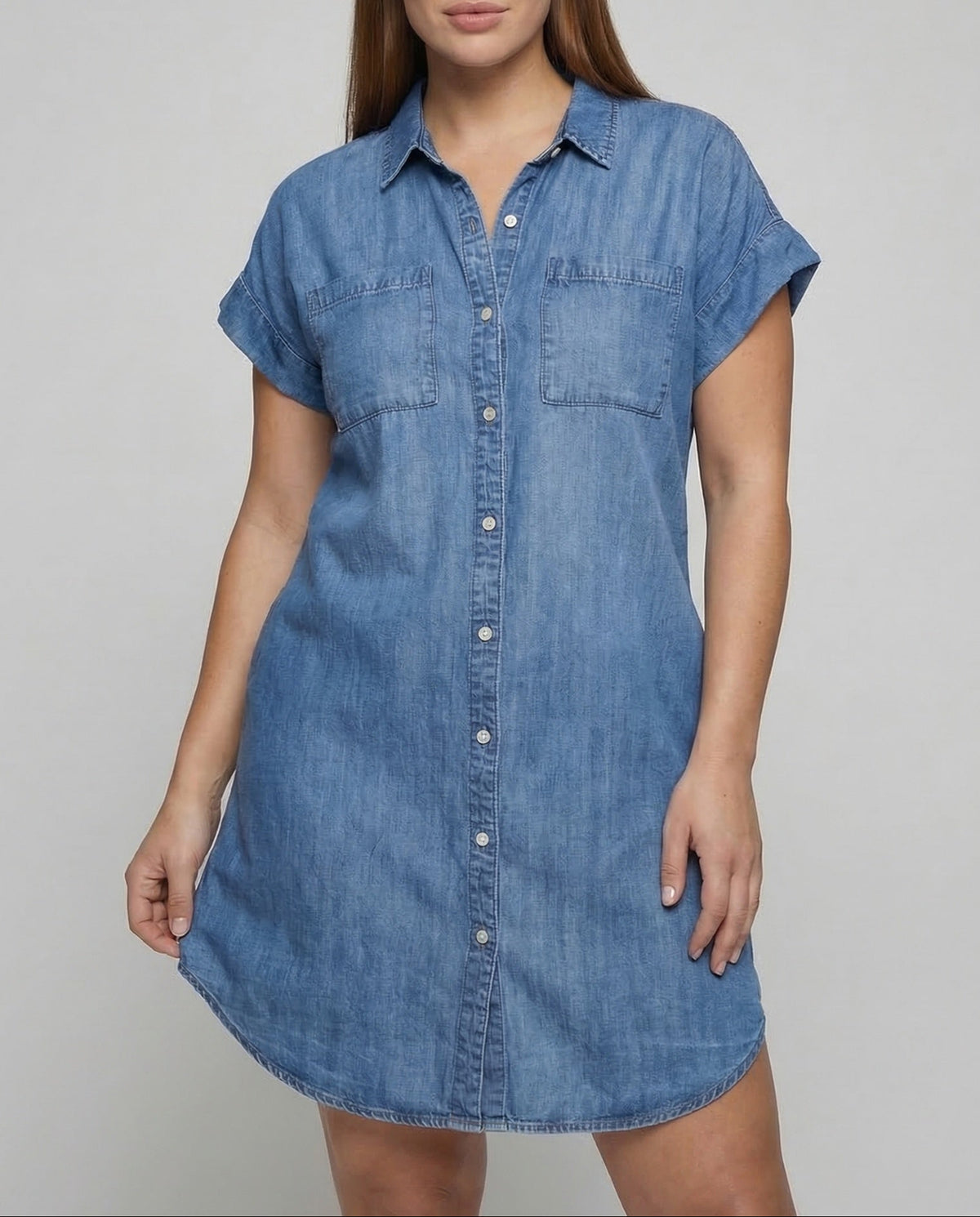 Abito chemisier in denim da donna dal taglio morbido con tasche sul petto – Abito casual a maniche corte con orlo arrotondato