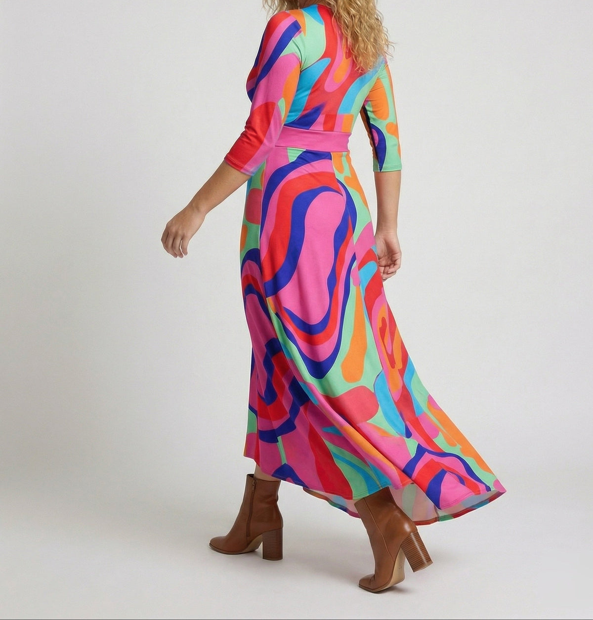 Robe longue imprimée pour femme à effet portefeuille et manches trois-quarts – Taille marquée et jupe évasée pour les réunions estivales