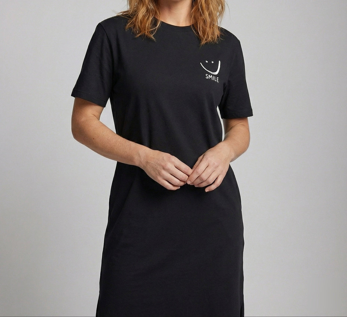 Robe midi décontractée pour femme, à manches courtes, avec poches et imprimé – Fentes latérales pour un style confortable au quotidien