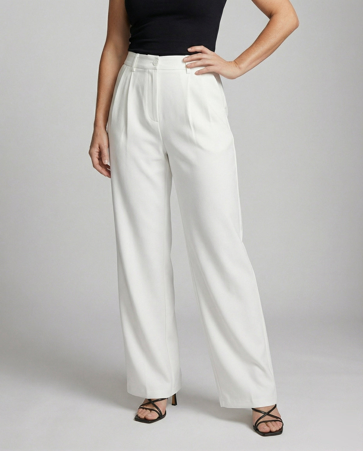 Pantalon palazzo plissé pour femme avec passants de ceinture – Coupe taille haute et longueur entière, idéale pour le travail et les tenues de tous les jours plus habillées