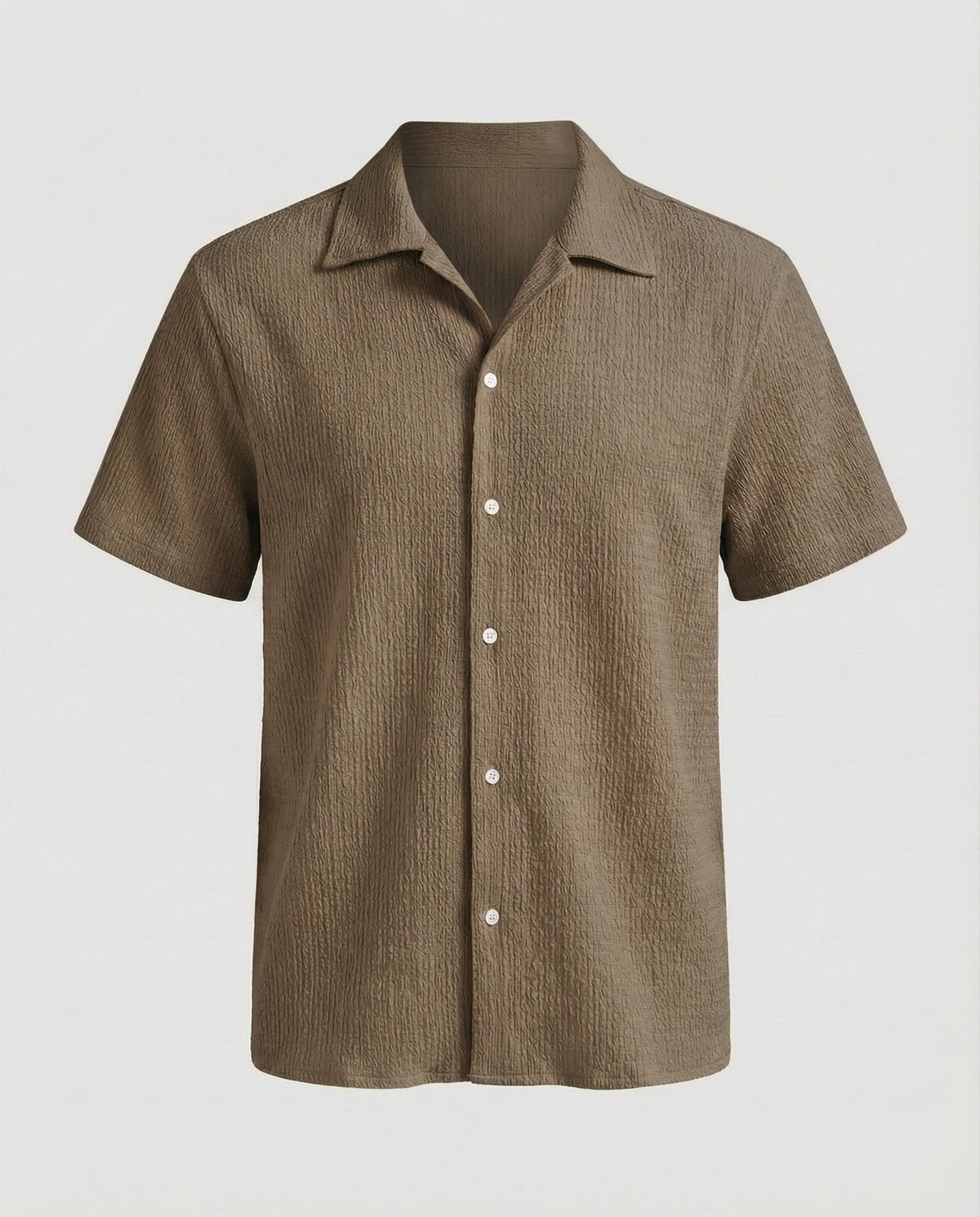 Camisa de gola camp e manga curta com textura enrugada para homem – Modelo descontraído com botões para viagens de verão e looks de fim de semana