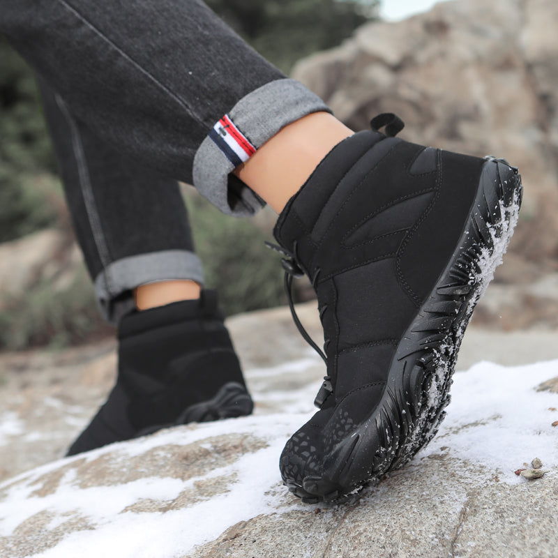 Men’s Flexible Winter Barefoot Ankle Boots – Lightweight Lace-Up Snow Shoes with Grippy Sole for Walking Hiking Travel Outdoor Adventures and Everyday Cold-Weather Wear