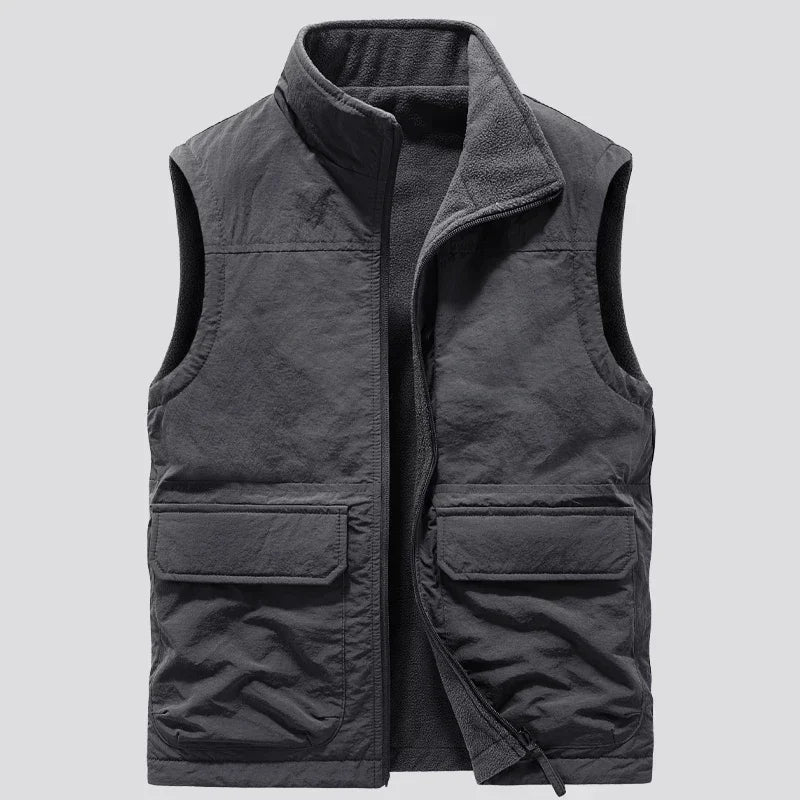 Wendbare Fleeceweste für Herren – Ärmellose Winterschicht mit mehreren Taschen und hohem Stehkragen