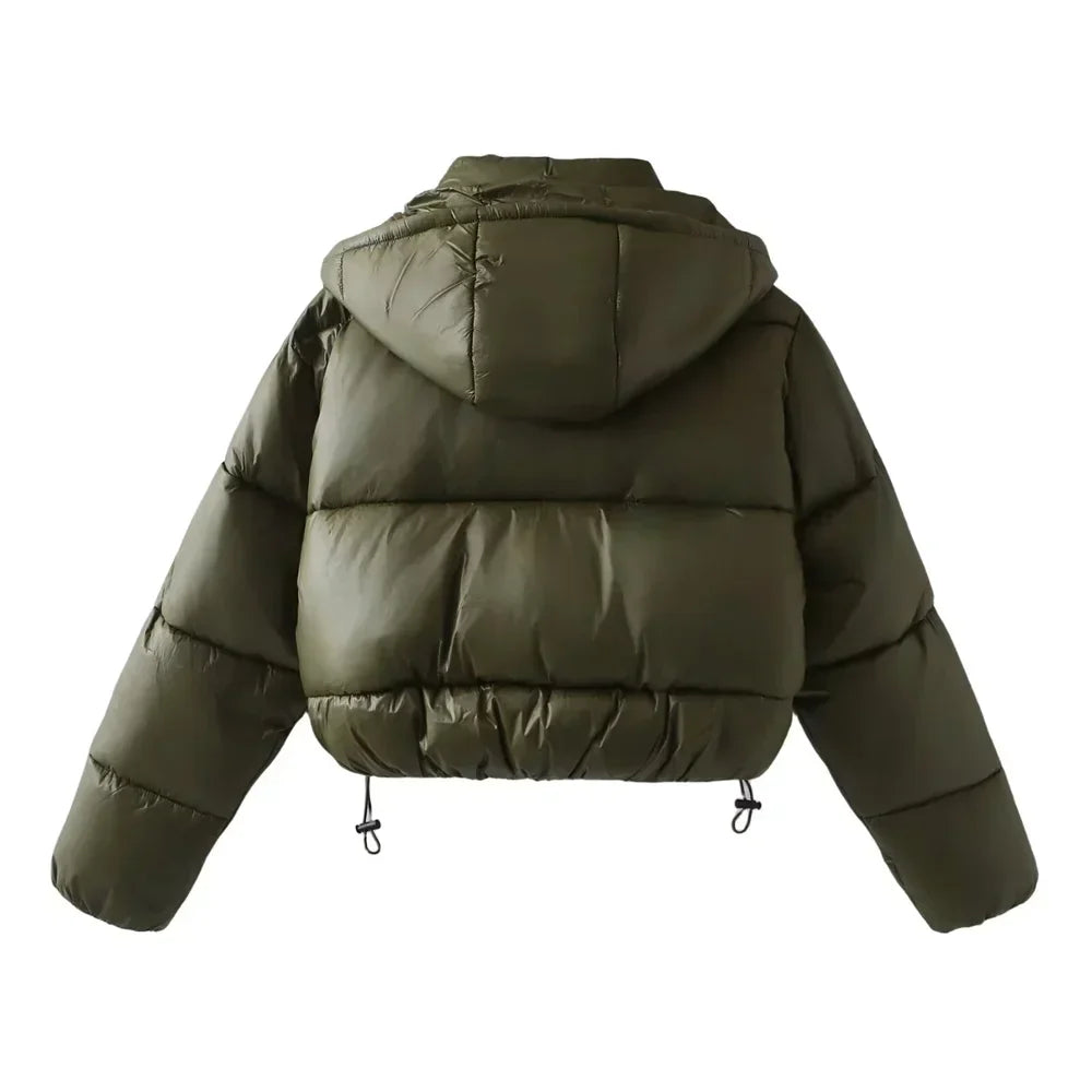 Dámska hrubá prešívaná skrátená páperová bunda s odnímateľnou kapucňou a vysokým golierom – oversized izolované zimné vrchné oblečenie na ležérny streetwear a každodenné obliekanie do chladného počasia