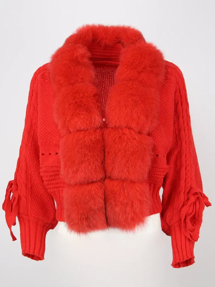 Dámský pletený kardigan s kožešinovým lemem - výrazný hřejivý kousek pro elegantní ležérní zimní outfit