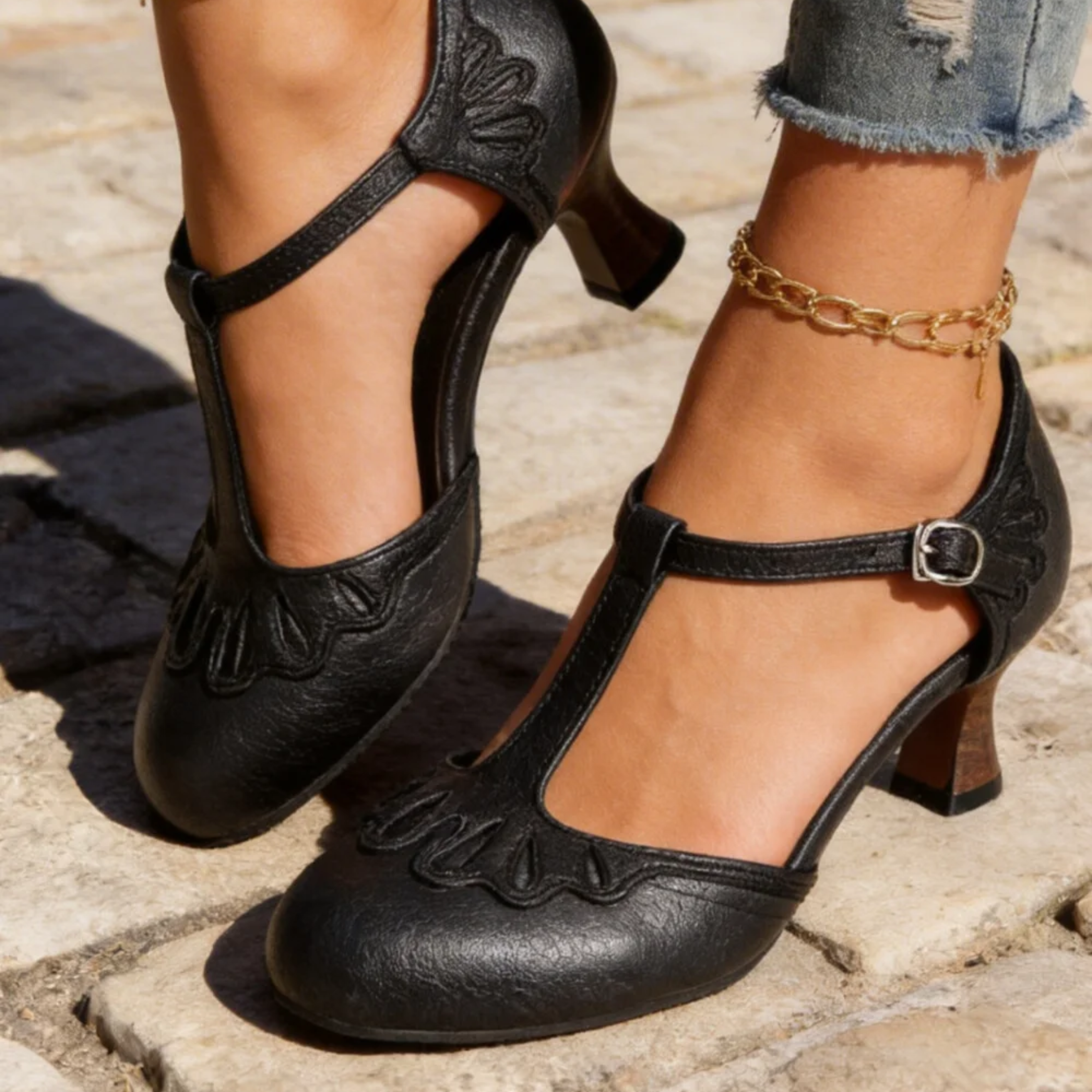 Women’s Vintage T-Bar Pumps – Mid Block Heel Shoes for Smart Casual Wear