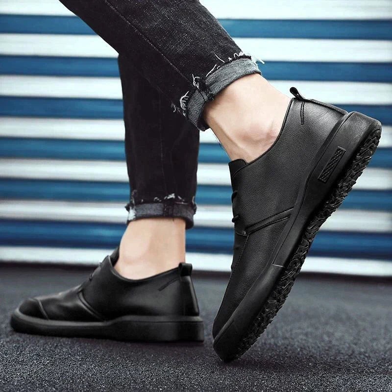 Baskets faciles à enfiler en cuir PU résistant pour homme – Chaussures confortables toutes saisons pour la ville et le quotidien
