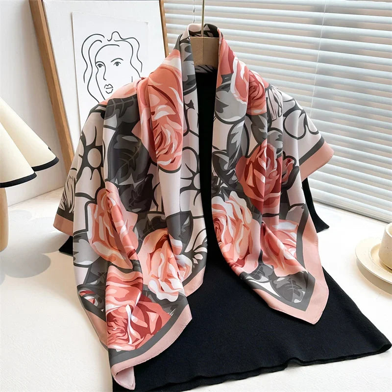 Foulard carré pour femme au toucher satiné - Écharpe légère imprimée à porter autour de la tête ou du cou, pour un style élégant en toute saison
