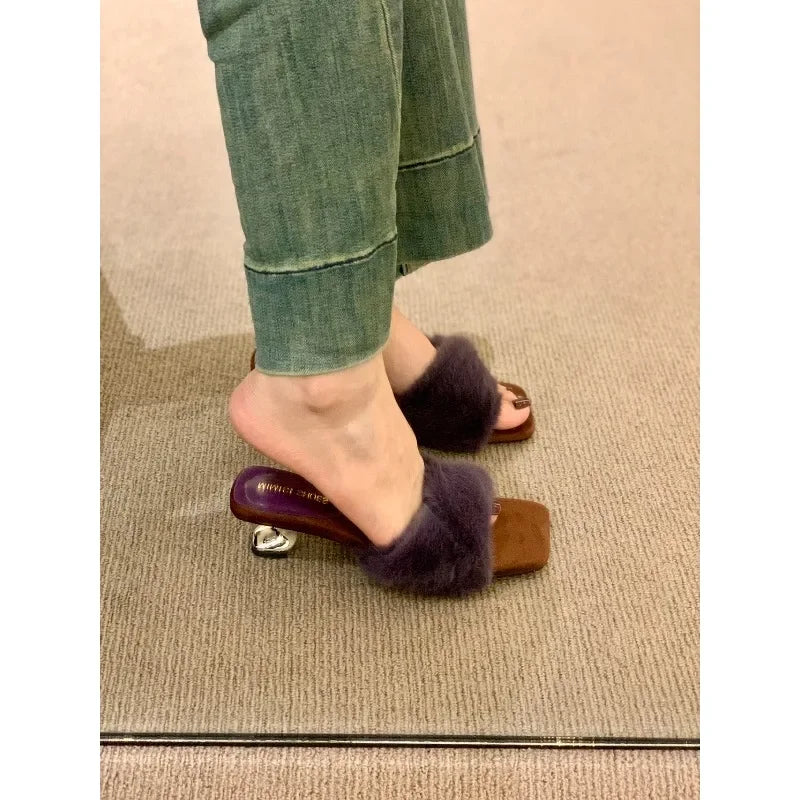 Women’s Faux-Fur Heeled Slippers – Cross-Strap Open-Toe Mules with Sculpted Block Heels