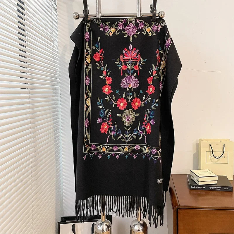 Bufanda de invierno de cachemira para mujer – Estola suave extragrande estampada con flecos para combinar con elegancia en climas fríos